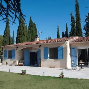 https://chambre-lumiere.fr-provencehotel.com